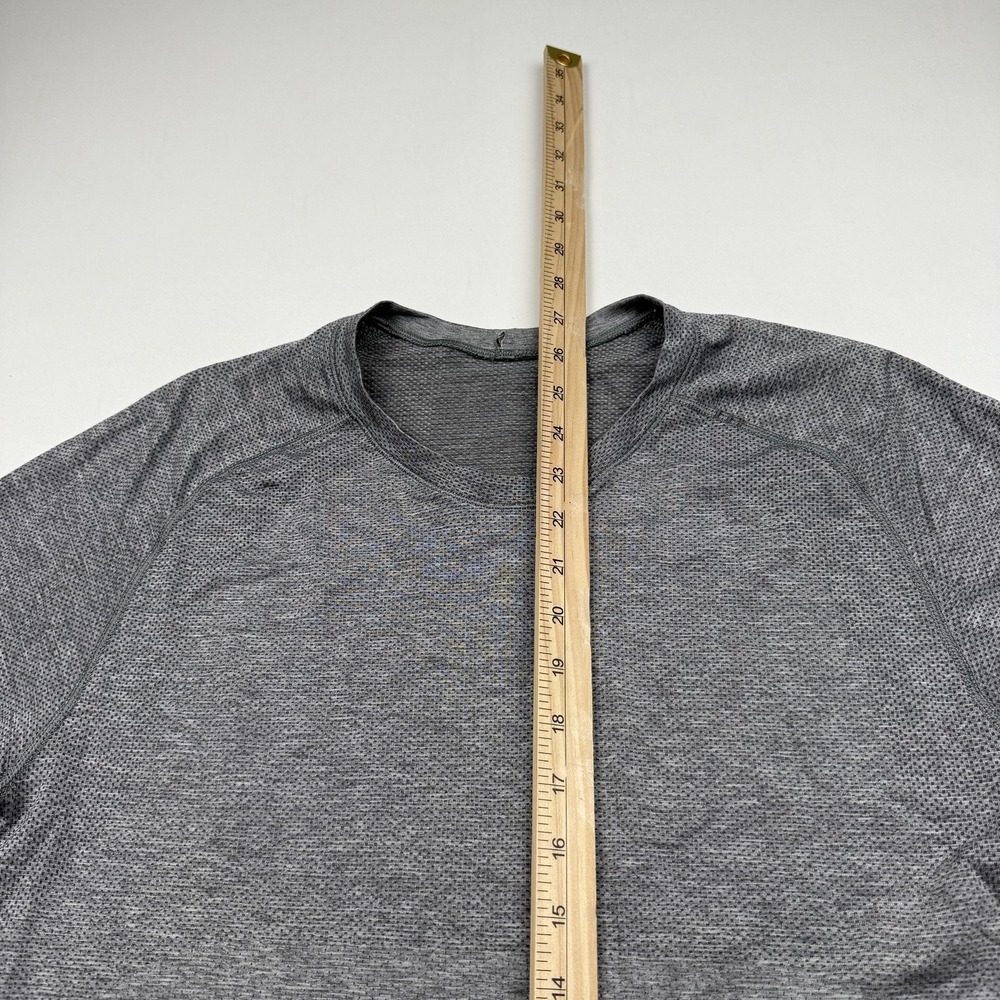 Lululemon Shirt Mens Medium Gray Live In Practice Athletic Tee Performance - Picture 3 of 7